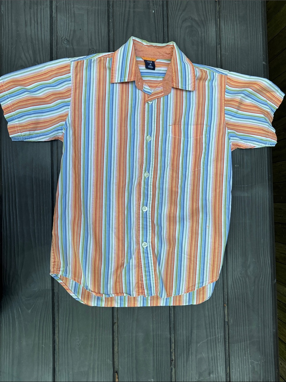 Casual Short-Sleeve Button-Up Stripe Shirt in , Coral, Blue & White